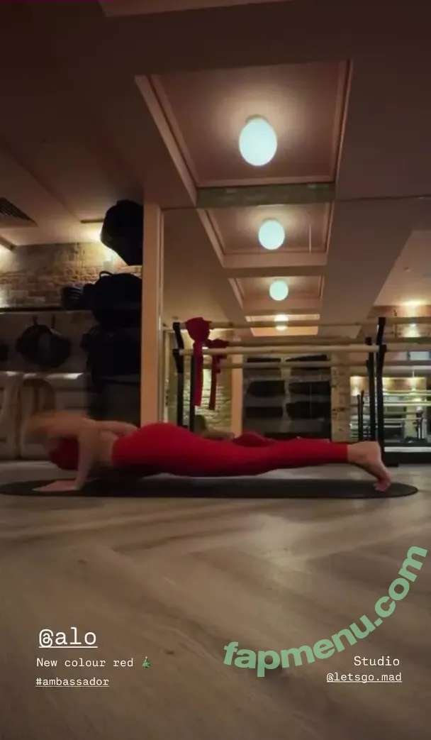 Kimberley Garner nude photo #1015 (KimberleyLondon / kimberleygarner / officialkimberleygarner)