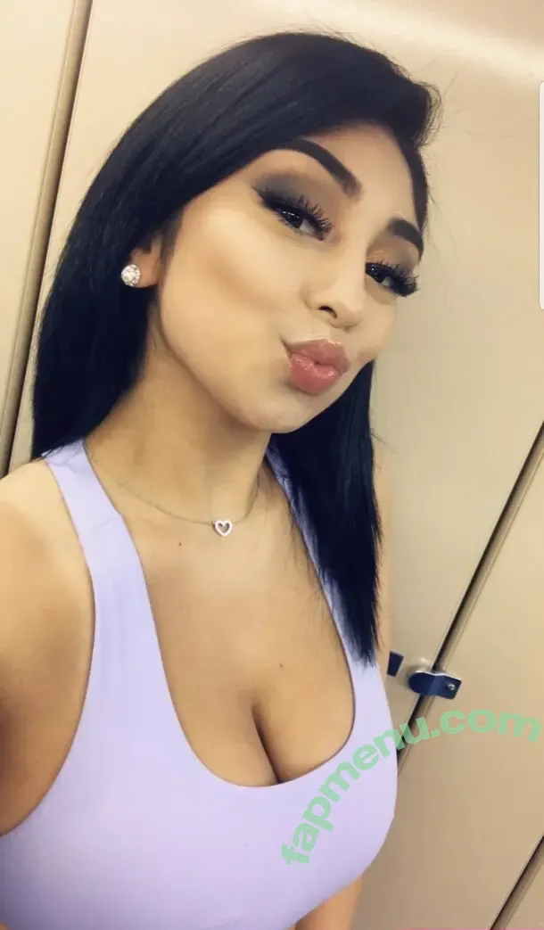Kimberly Crawford nude photo #0002 (accordin2kim / jstthtgirlkim / kimberlydlv)