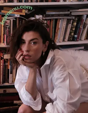 Kimbra / kimbramusic nude photo #0033