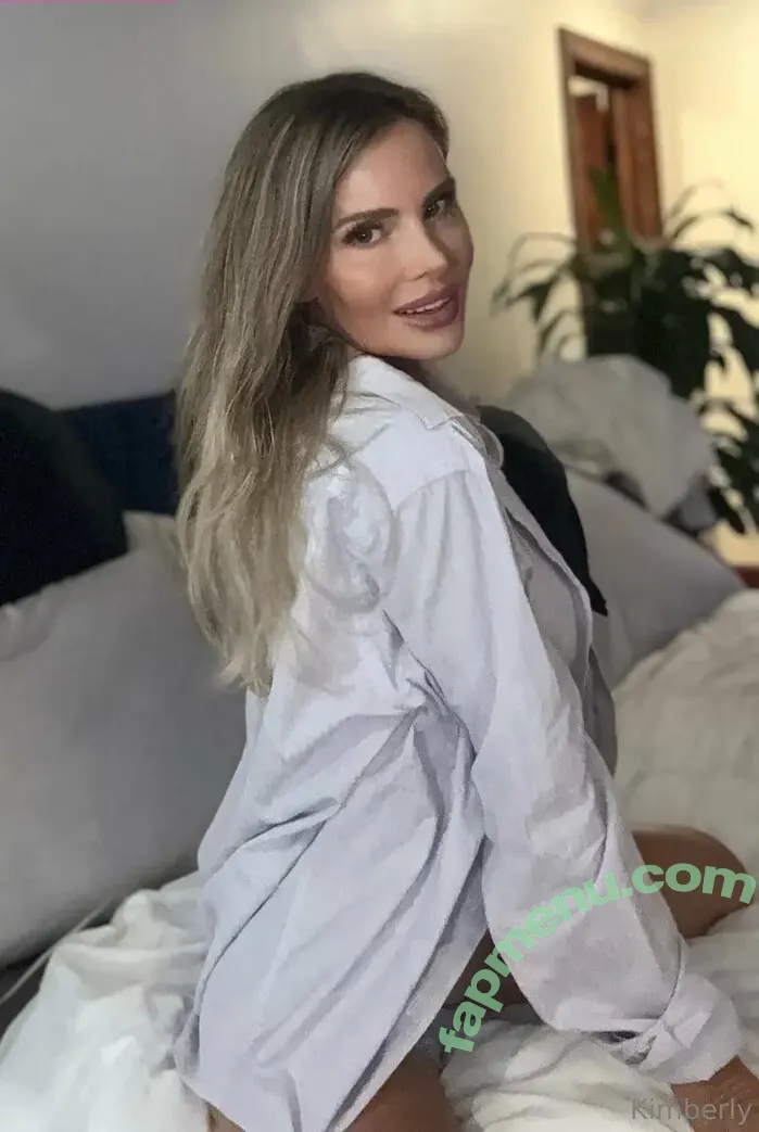 kimbrie nude photo #0100 (kimsbaby)