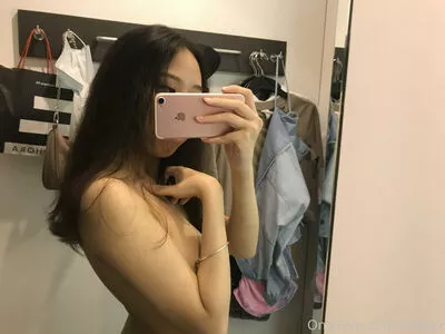 kimbyx / xkimby_x nude photo #0112