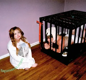 Kimiko Glenn / kimikoglenn nude photo #0221