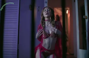 Kimiko Glenn / kimikoglenn nude photo #0231