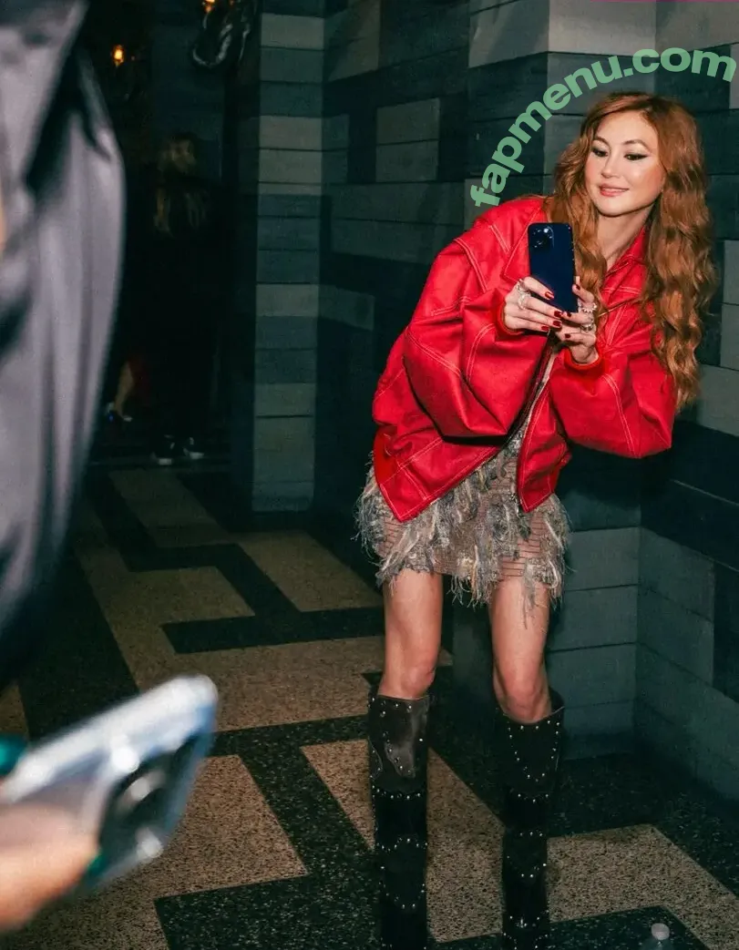 Kimiko Glenn nude photo #0193 (KimikoGlenn)