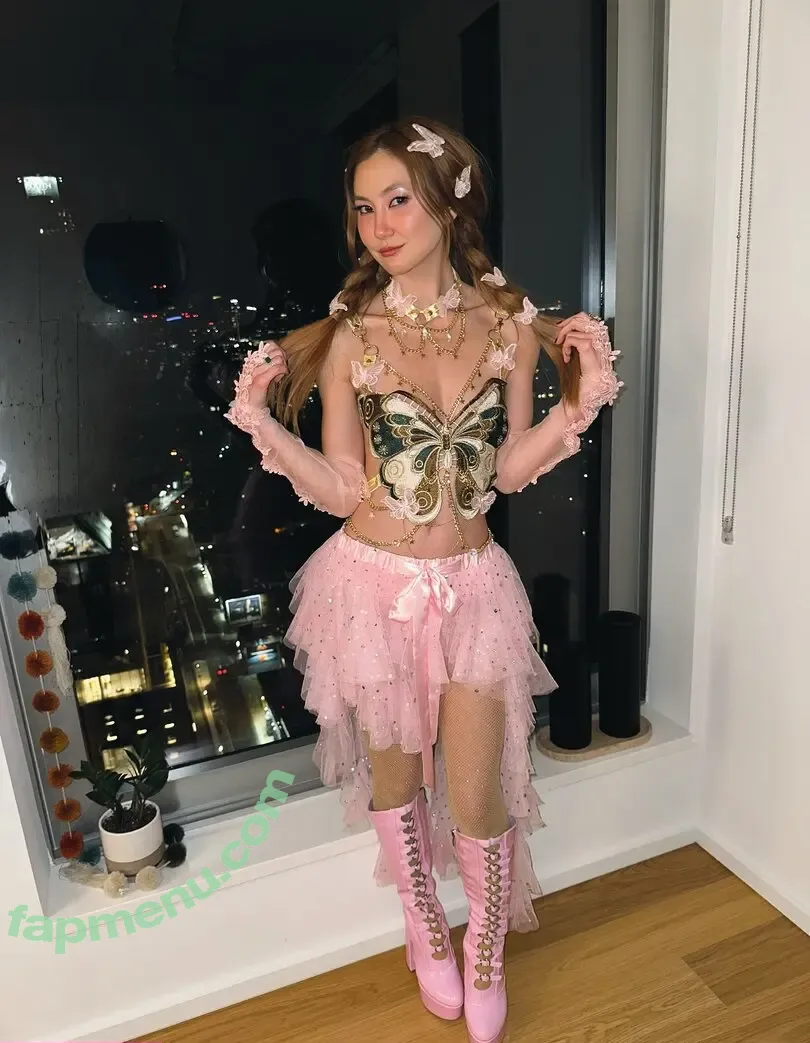 Kimiko Glenn nude photo #0196 (KimikoGlenn)