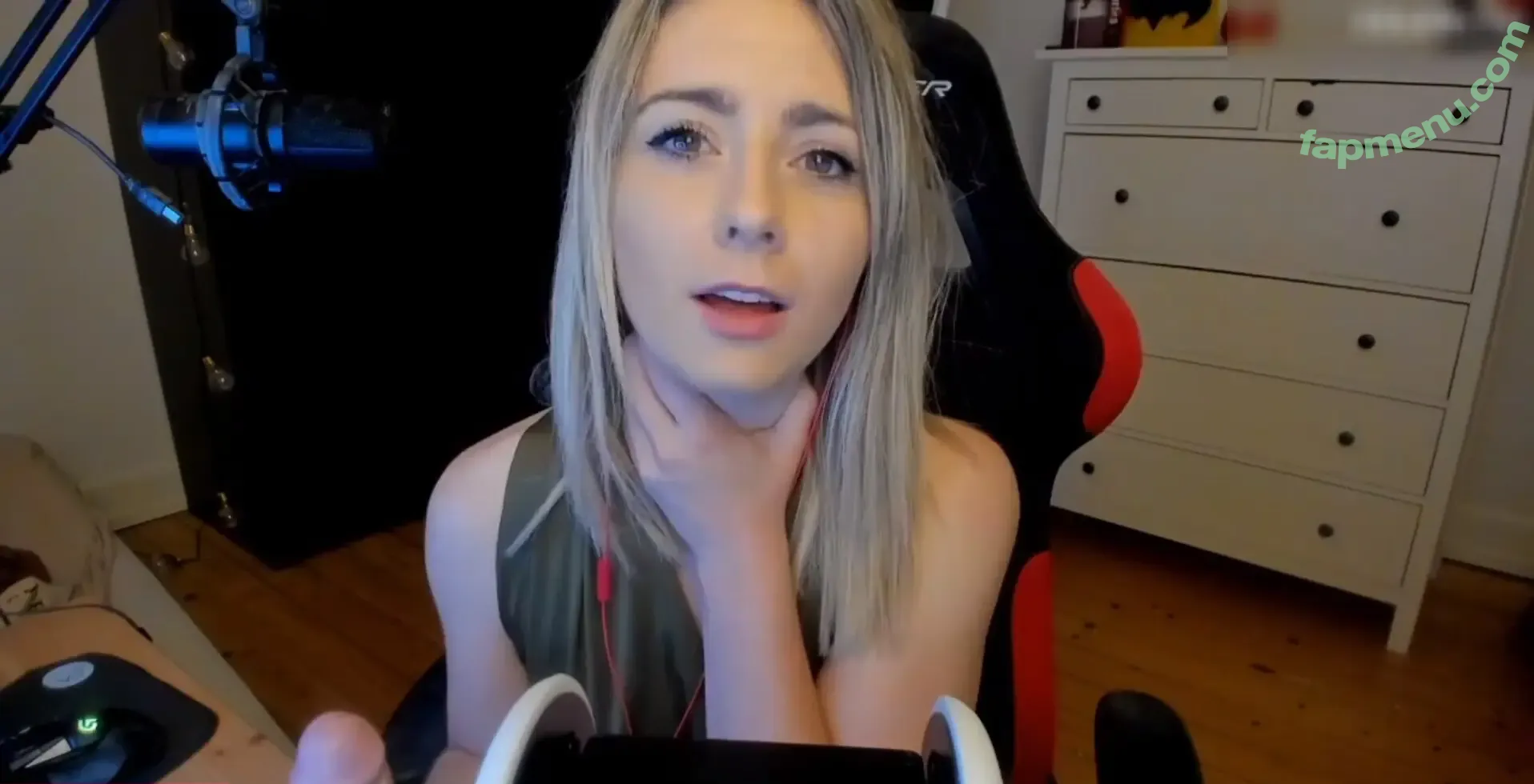 Kimilee / Lisamaus nude photo #0078 (ilovebitterlife / lisamaus / lisaonthemooni)