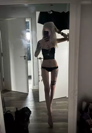 Kimiperi nude photo #0083