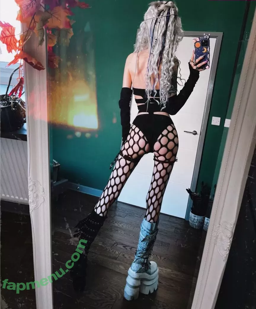 Kimiperi nude photo #0004 (Kimiperi)