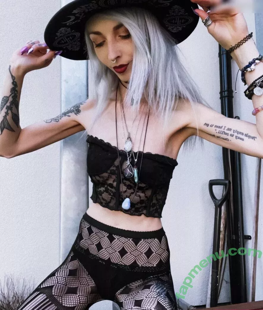 Kimiperi nude photo #0101 (Kimiperi)