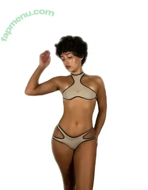 kimjohansson / kimisdeliveryservice nude photo #0062