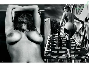  nude photo #0005
