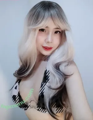 KimLili / Kim Halili / _.kimlili / redlili nude photo #0034