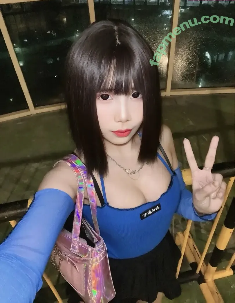 KimLili nude photo #0039 (Kim Halili / _.kimlili / redlili)