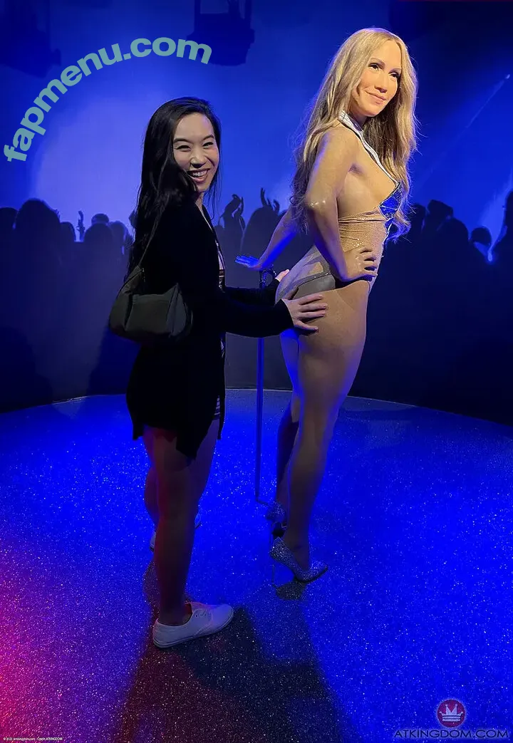 Kimmy Kimm nude photo #0737 (kimmyxkimm / onlykimmykimm)