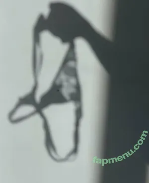 kimmygrangerxxx / strangerthangranger nude photo #0093