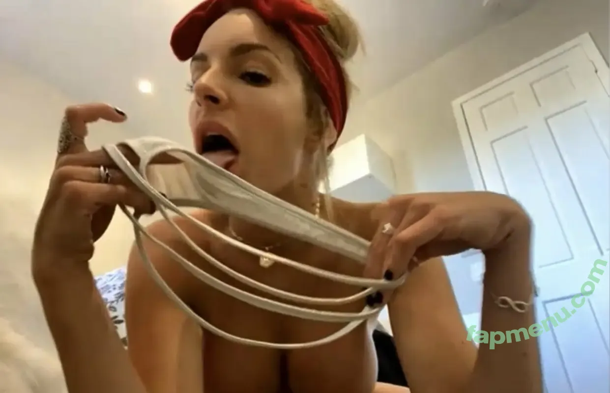 kimmygrangerxxx nude photo #0119 (strangerthangranger)