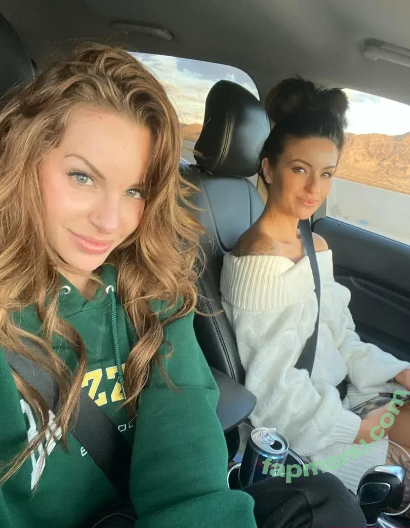 kimmygrangerxxx nude photo #0121 (strangerthangranger)