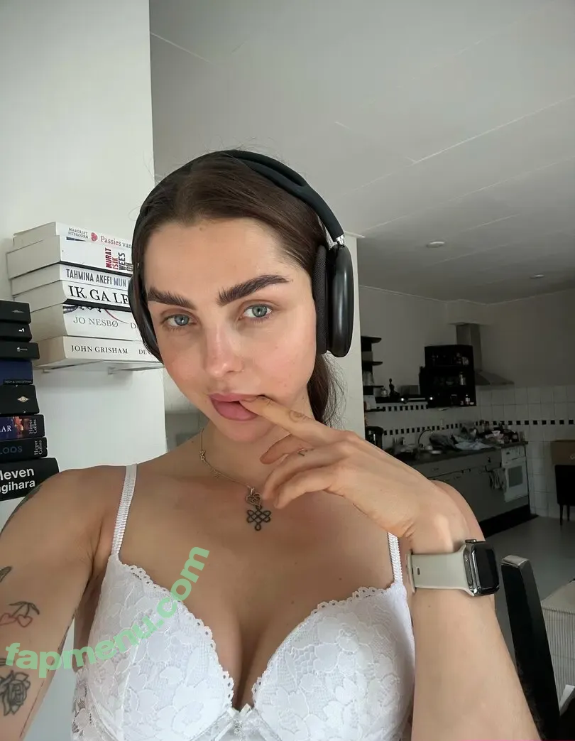 kimmyvip nude photo #0009 (kimmyvip)
