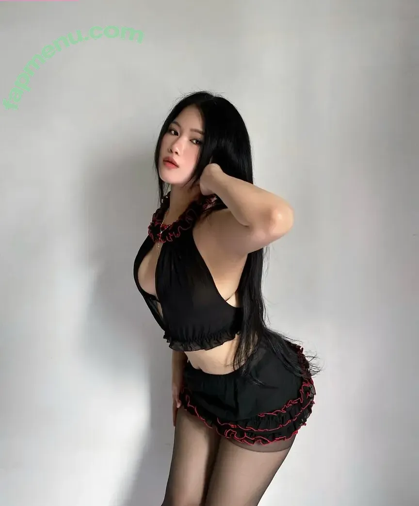 kimpngc nude photo #0006 (kimpngc)