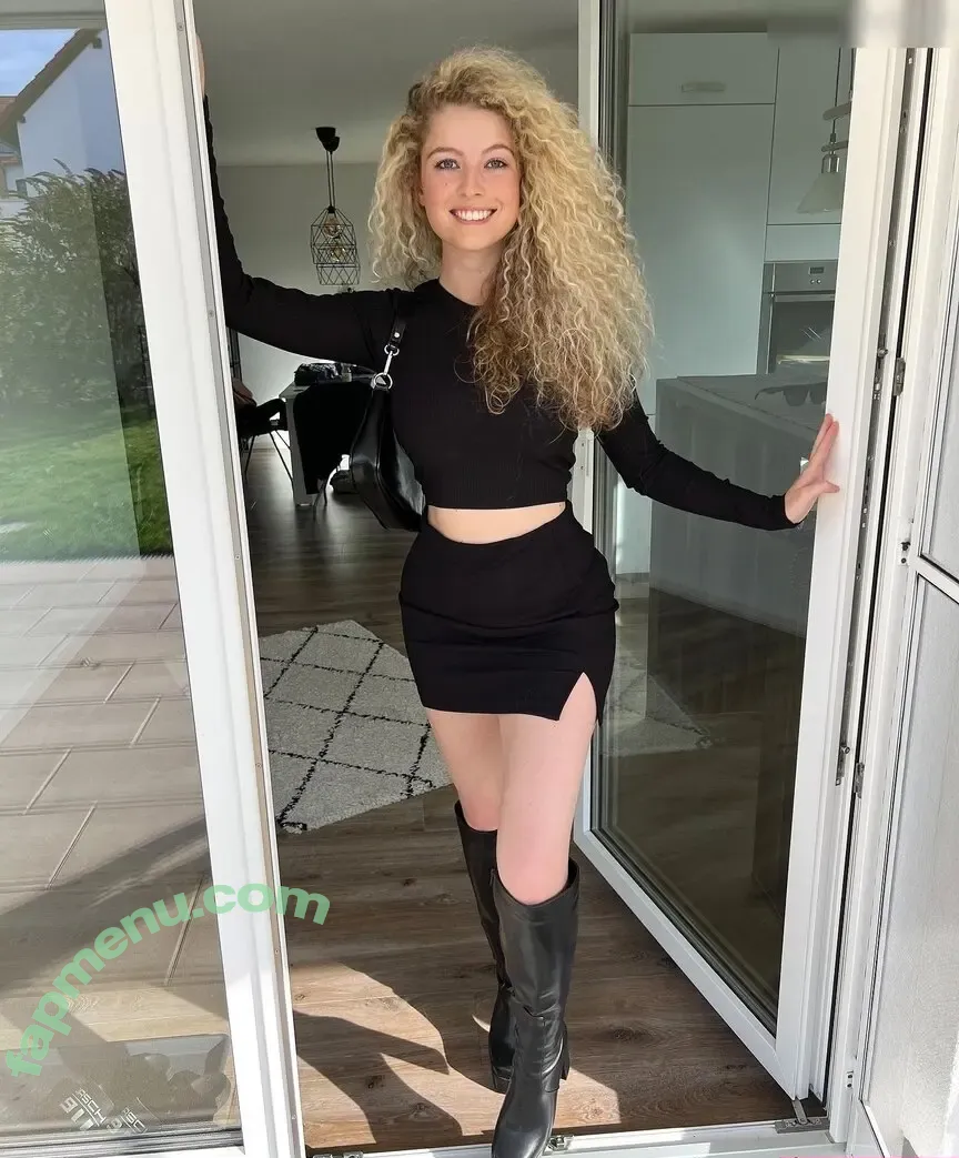 kimsieeee nude photo #0034 (kimsieeee)