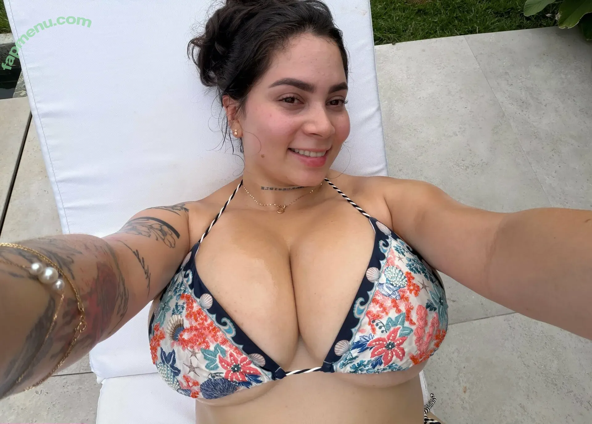 KimVelezOficial nude photo #0521 (Kim Velez / kim_velez1)