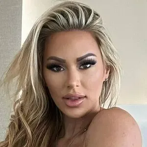 Kindly Myers / kindly nude photo #0007