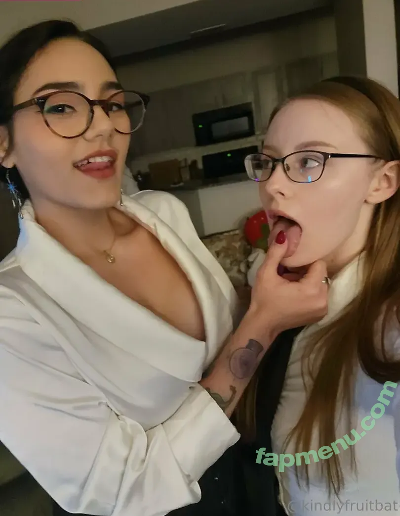 kindlyfruitbat nude photo #0163 (kindlyfruitbat)