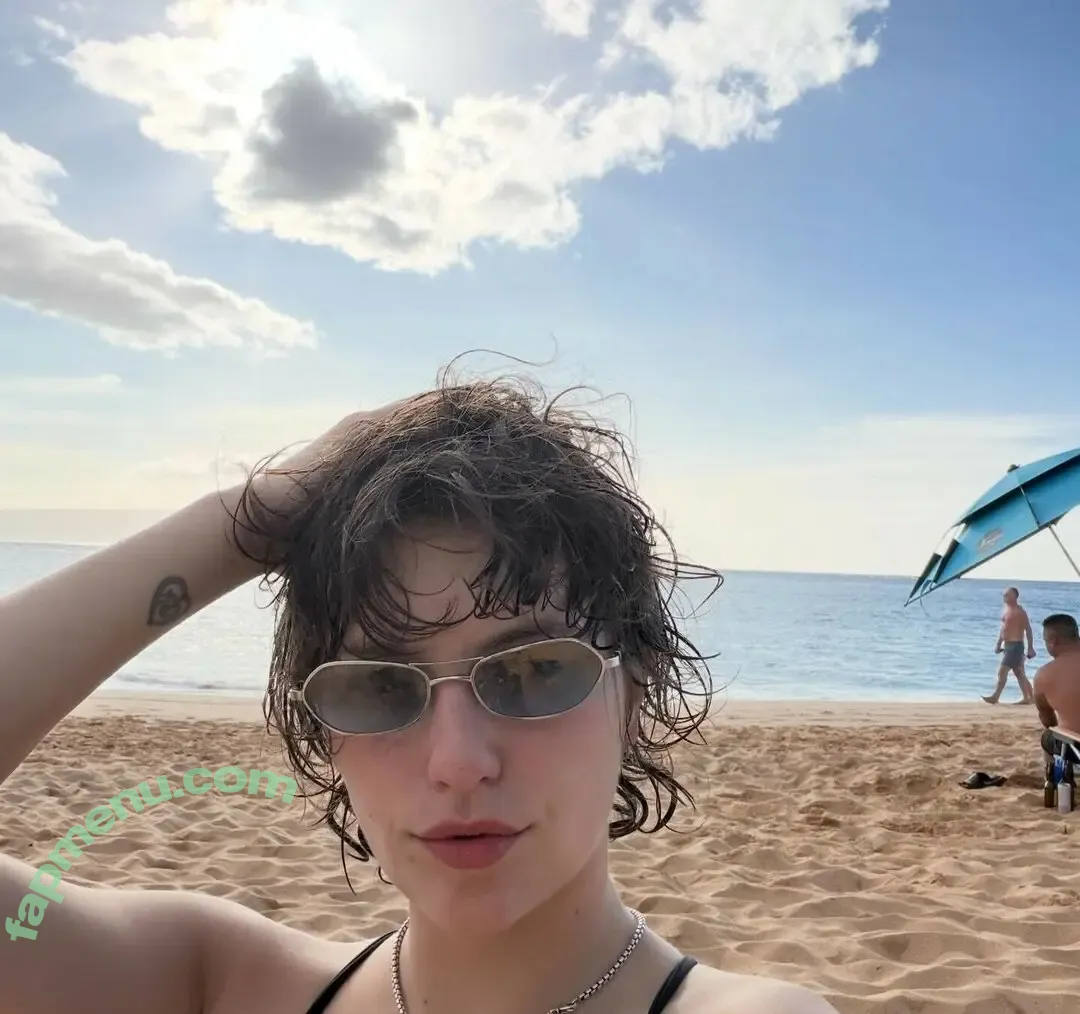 King Princess nude photo #0075 (KingPrincess69)