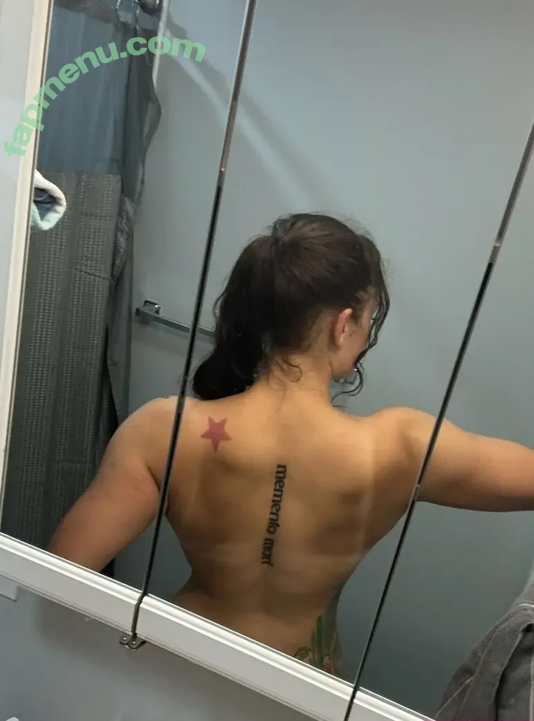 Kingandrea nude photo #0010 (Kiingandrea / Trendrea_)