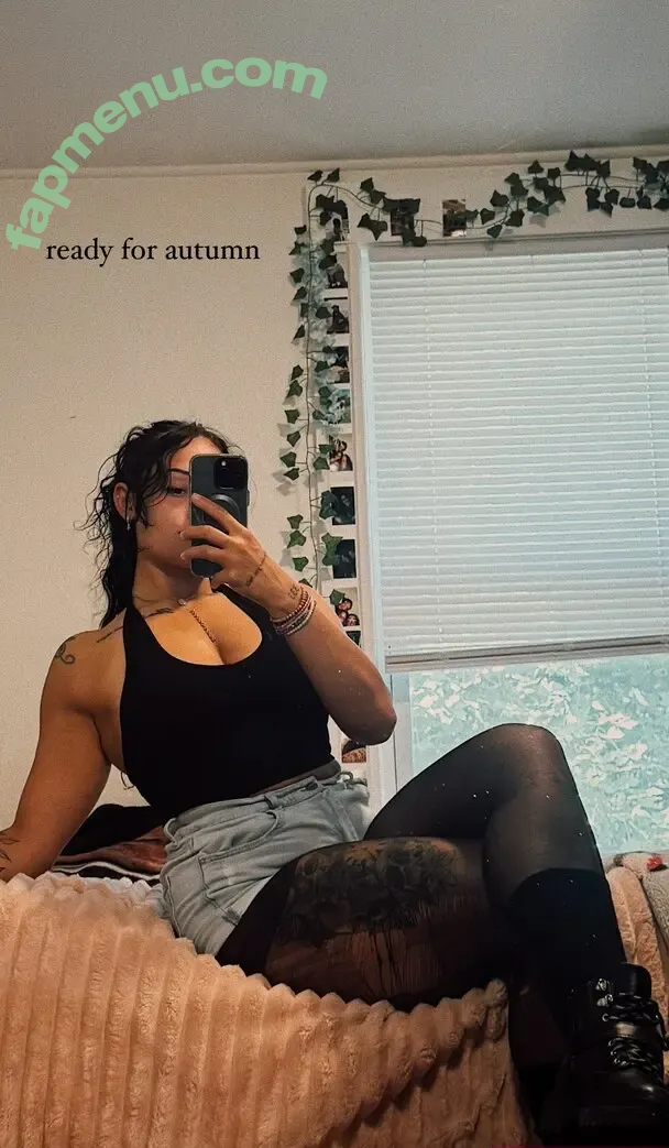 Kingandrea nude photo #0081 (Kiingandrea / Trendrea_)