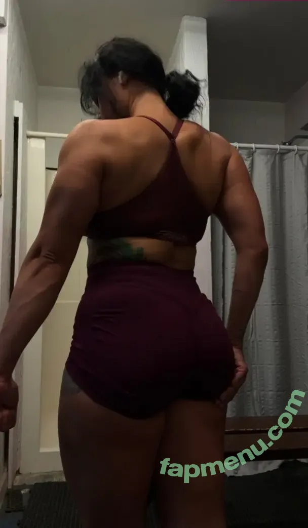 Kingandrea nude photo #0095 (Kiingandrea / Trendrea_)