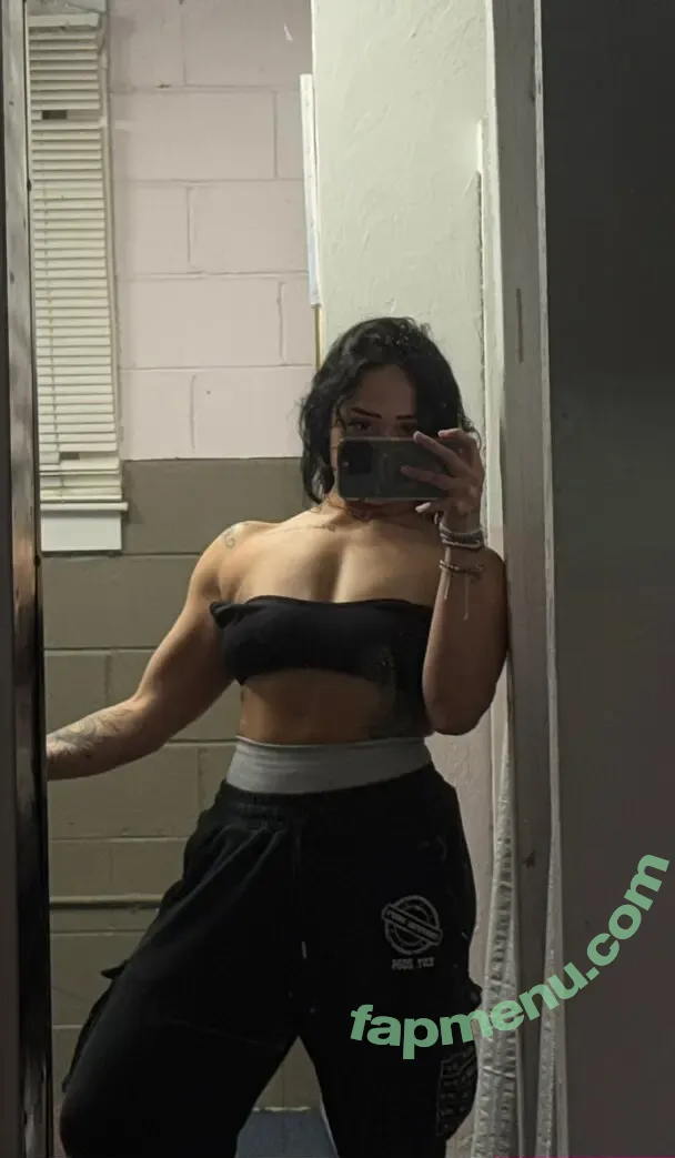 Kingandrea nude photo #0143 (Kiingandrea / Trendrea_)