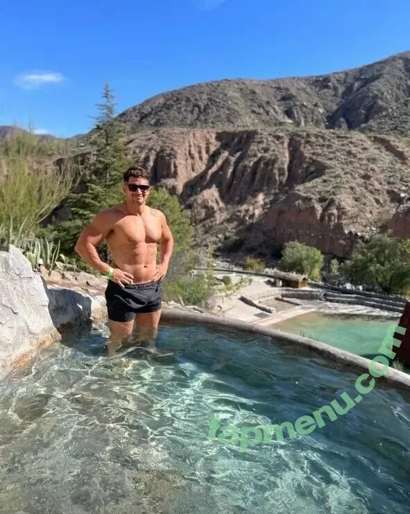 kingjamessmit nude photo #0003 (kingjamessmit)
