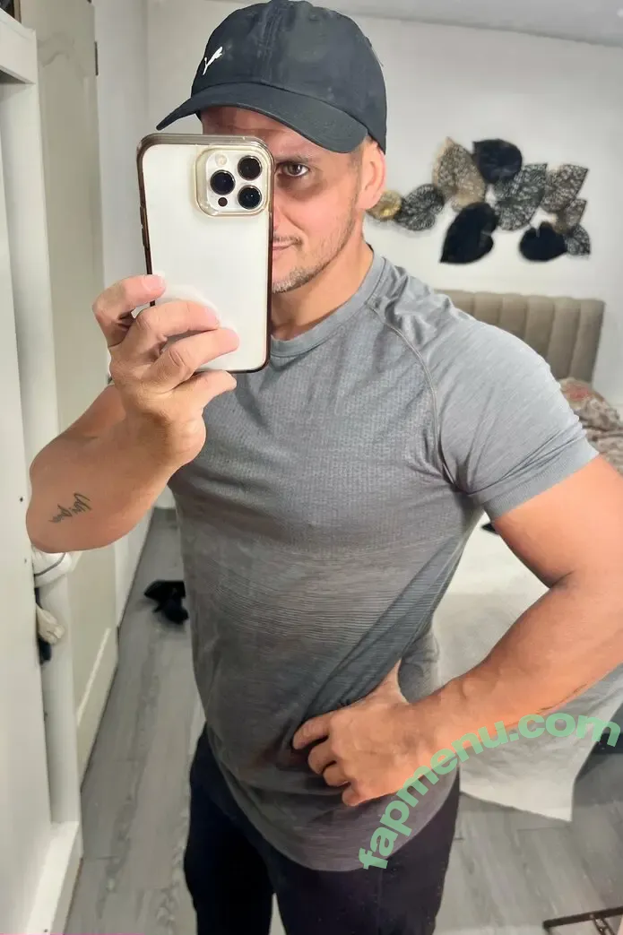kingjamessmit nude photo #0007 (kingjamessmit)