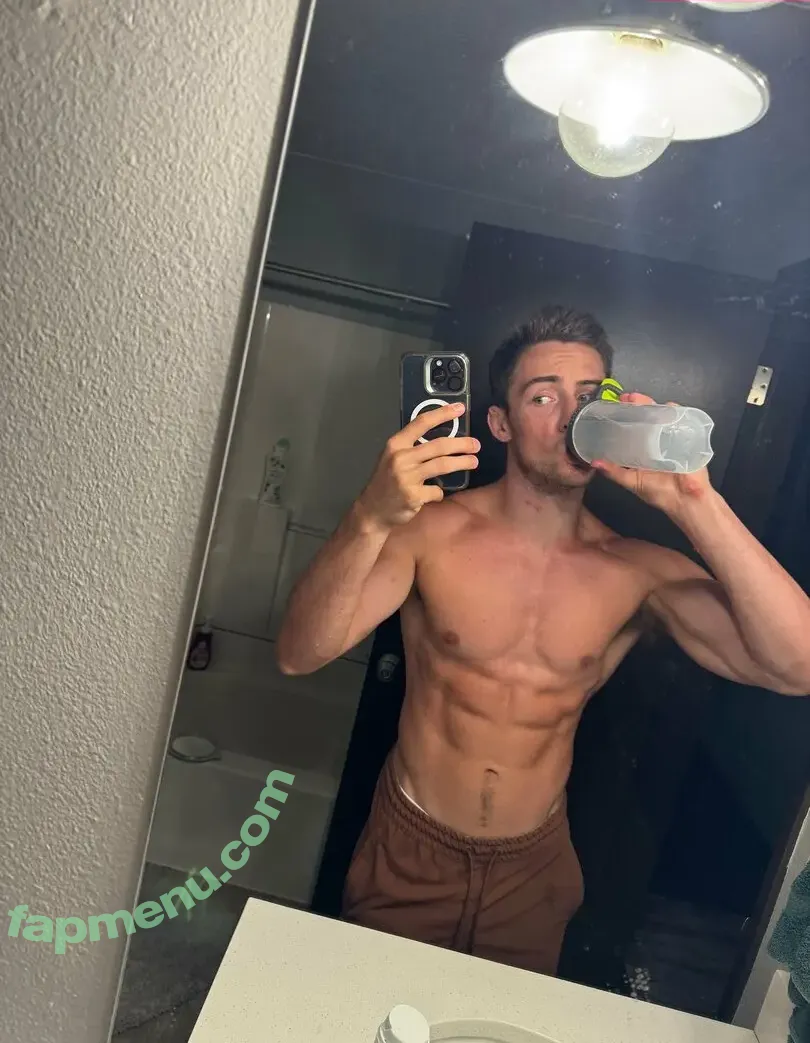 kingofthemattvip nude photo #0033 (kingofthemattvip)