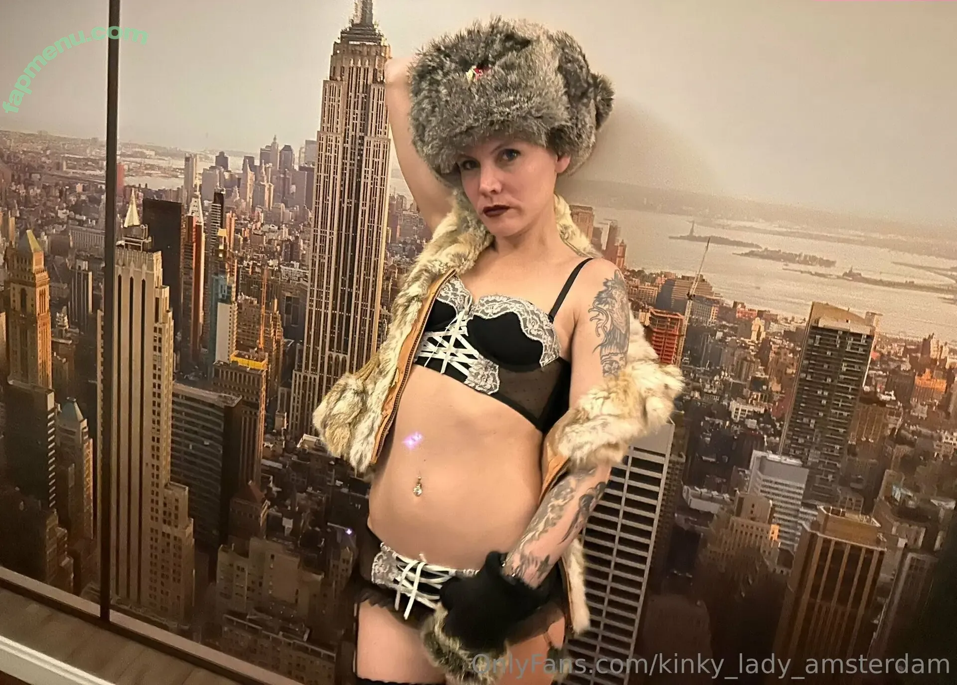 kinky_lady_amsterdam nude photo #0003 (kinky_lady_)