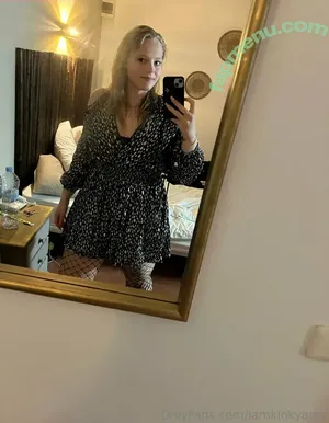 KinkyAmy / amyberlingirl / iamkinkyamy / kinkyamyofficial nude photo #0051