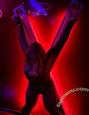 KinkyAmy / amyberlingirl / iamkinkyamy / kinkyamyofficial nude photo #0059