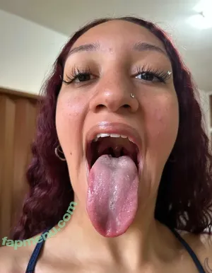 kinkycane / tiesha.mealor nude photo #0047