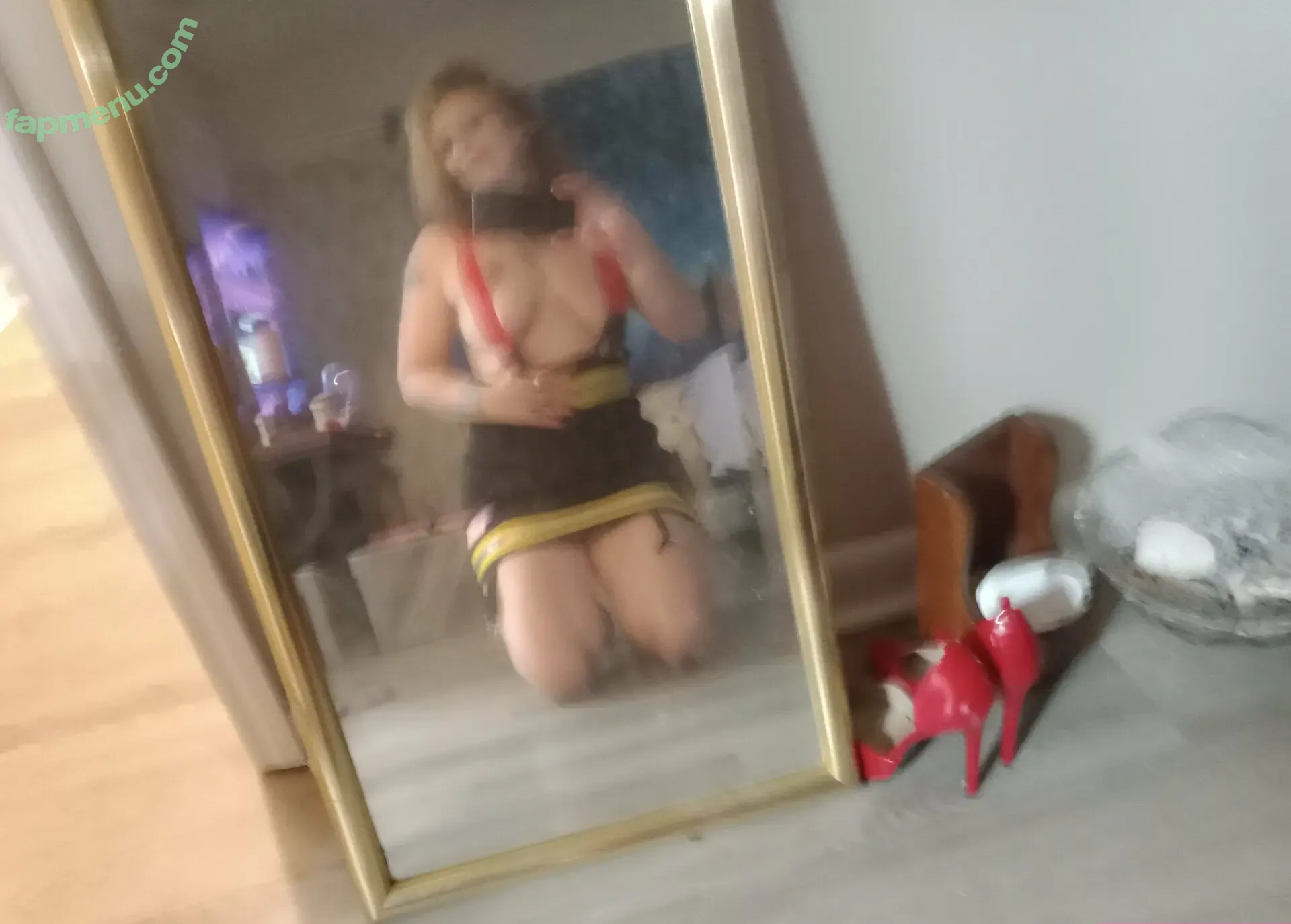 kinkykatessa nude photo #0023 (charlottecatessa)