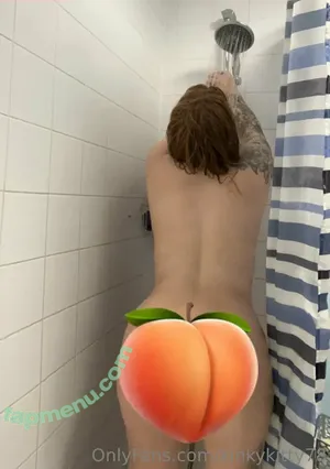  nude photo #0007