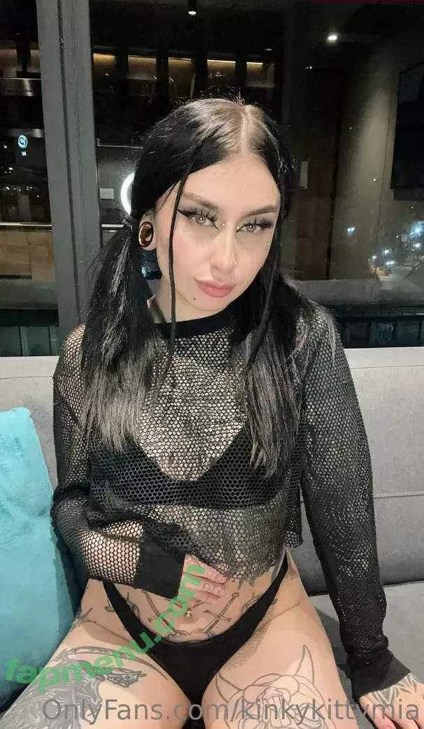 kinkykittymia nude photo #0088 (kinkkitty333)