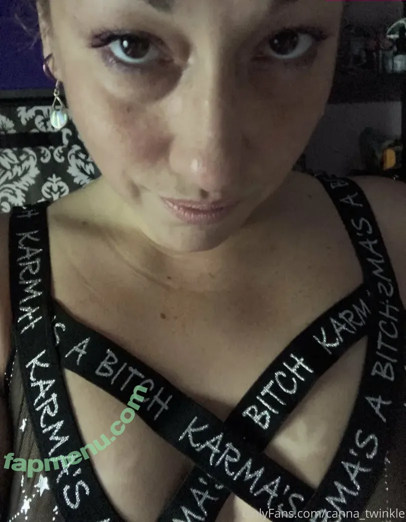 kinkymeadows nude photo #0004 (mackensiemeadowss)