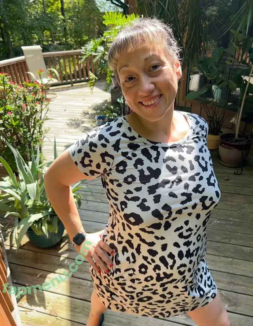 kinkymeadows nude photo #0041 (mackensiemeadowss)