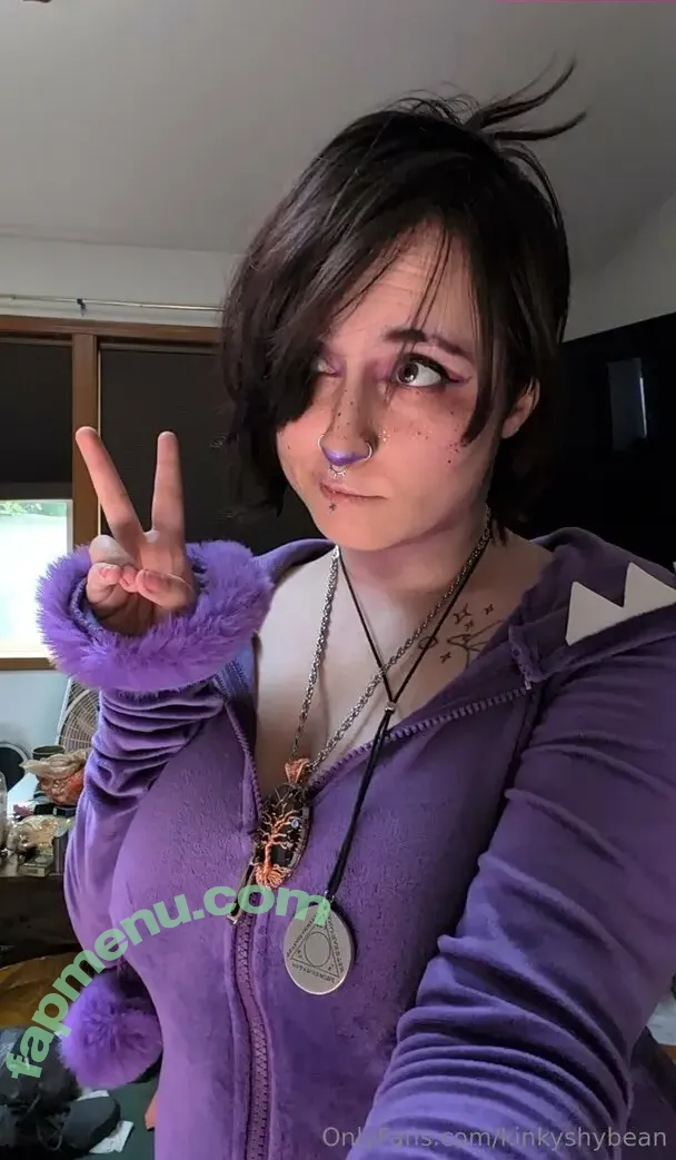 kinkyshybean nude photo #0020 (beanthemfdino)