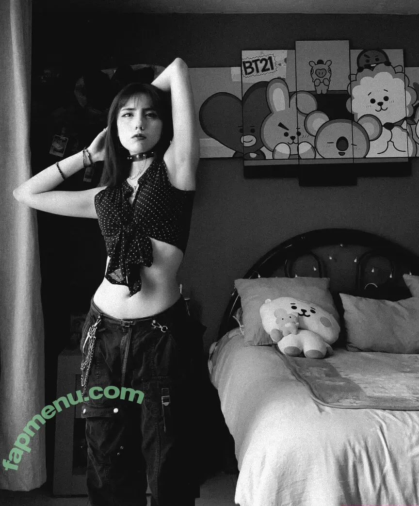 Kinn nude photo #0002 (Keyalibi / keyalibi6)