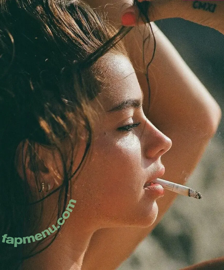 Kinsey Golden nude photo #0025 (kinseygolden)