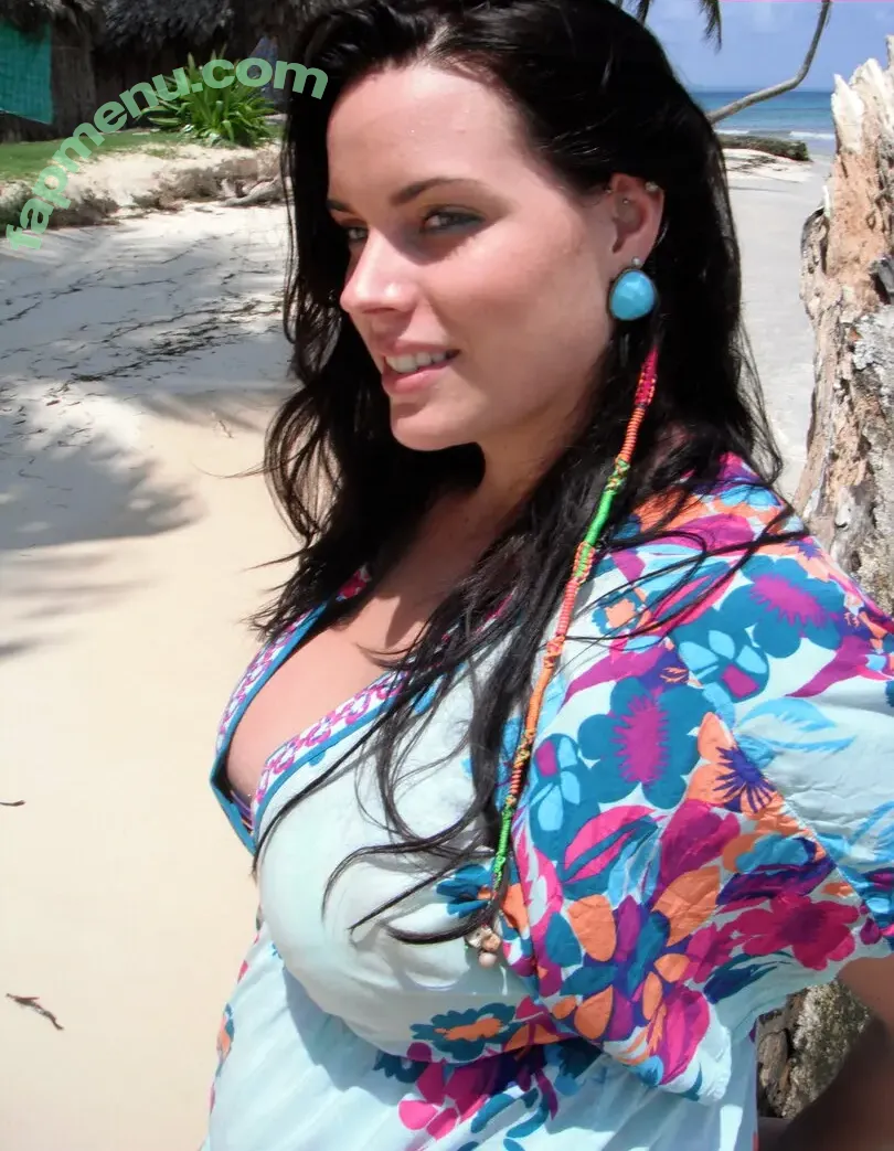 Kinsey Osborn nude photo #0110 (thetravelinchicks)