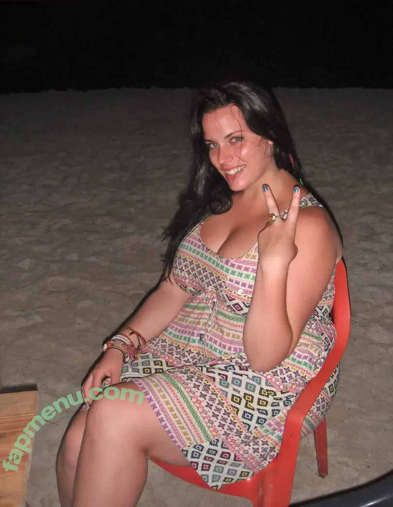 Kinsey Osborn nude photo #0116 (thetravelinchicks)