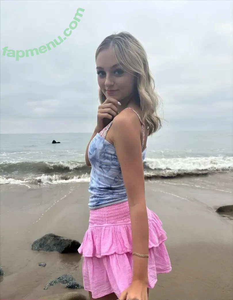 kinsleypaige nude photo #0099 (kinsley__paige)
